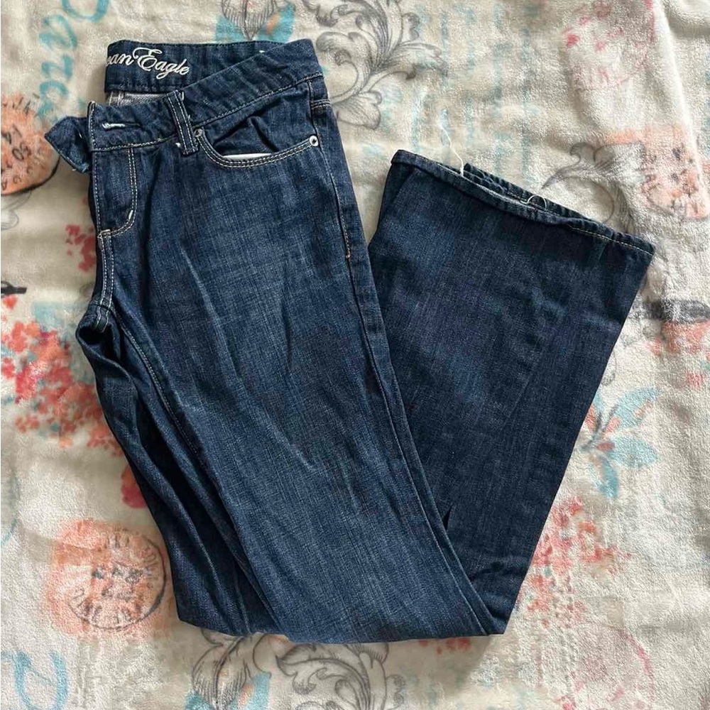 Super cute american eagle flare jeans.